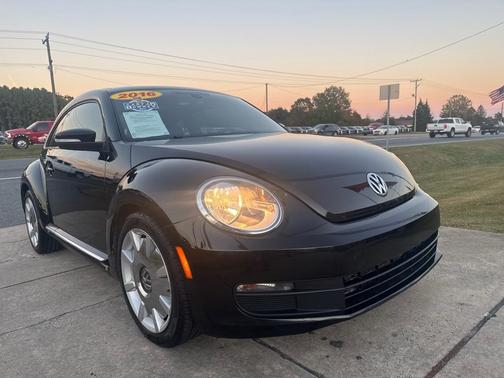 2016 Volkswagen Beetle 1.8T SEL