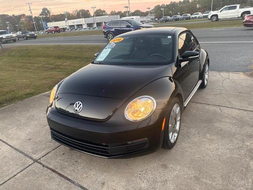 2016 Volkswagen Beetle 1.8T SEL