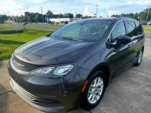 2020 Chrysler Voyager LXI