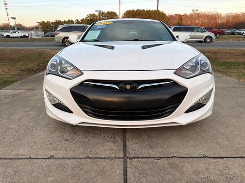2013 Hyundai Genesis Coupe 3.8 Grand Touring