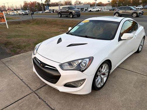 2013 Hyundai Genesis Coupe 3.8 Grand Touring