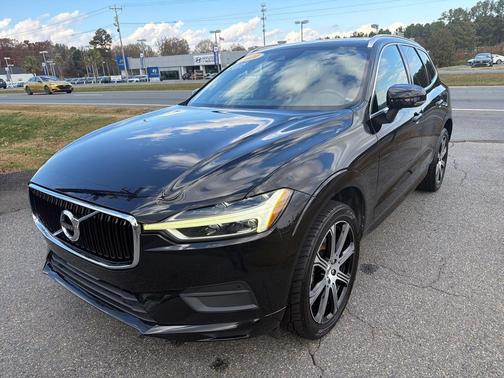 2020 Volvo XC60 T5 Momentum