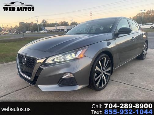 2021 Nissan Altima SR FWD