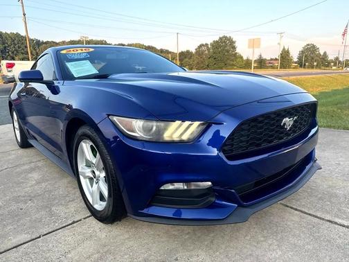 2016 Ford Mustang V6