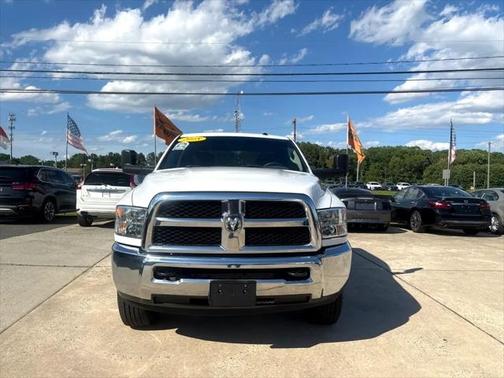 2018 RAM 2500 Tradesman Crew Cab 4x4 8' Box