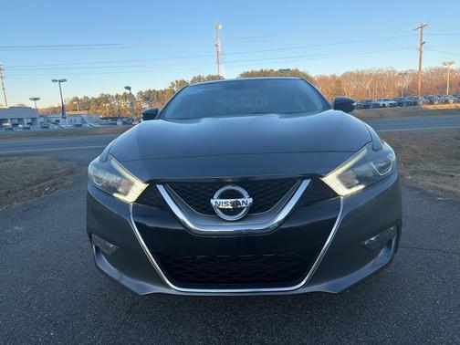 2017 Nissan Maxima 3.5 Platinum