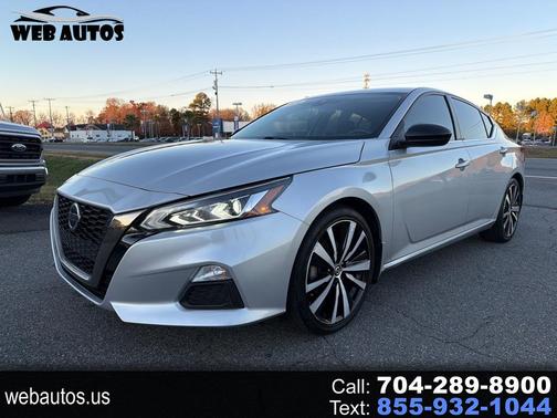 2021 Nissan Altima SR FWD