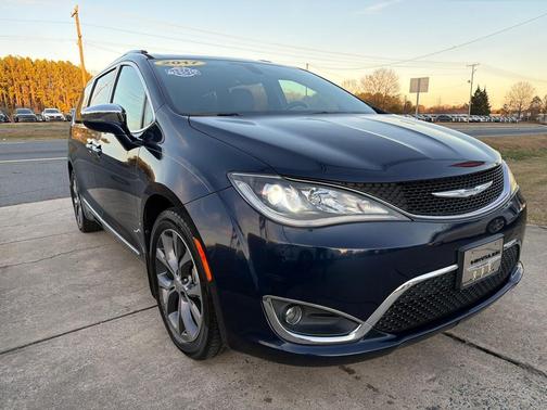 2017 Chrysler Pacifica Limited