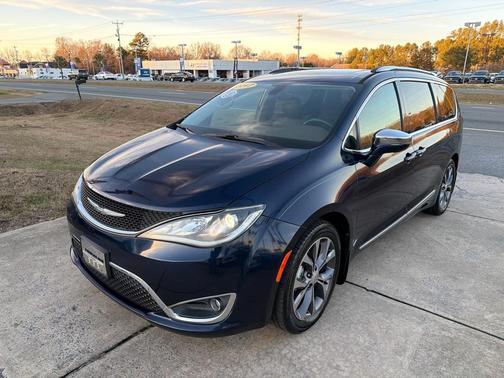 2017 Chrysler Pacifica Limited