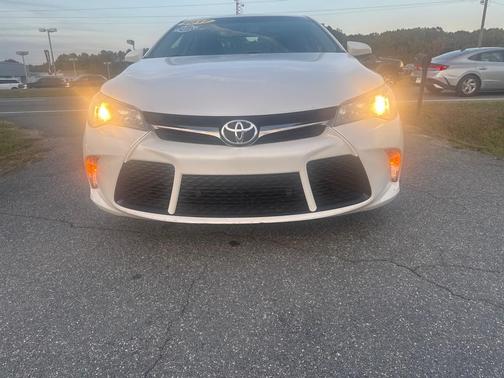 2017 Toyota Camry XLE
