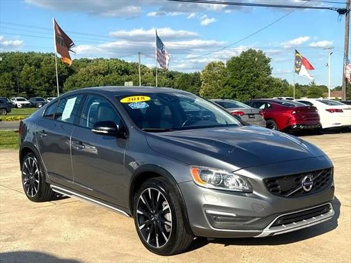 2018 Volvo S60 Cross Country T5