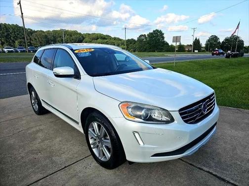 2016 Volvo XC60 T6 Drive-E Platinum