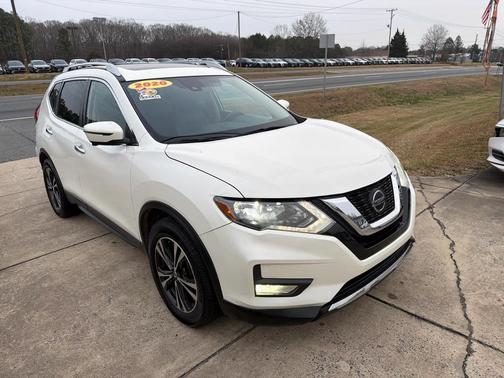 2020 Nissan Rogue SV