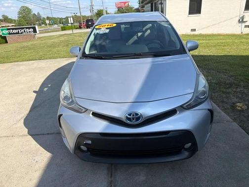 Magnetic Gray Metallic 2016 Toyota Prius v Two