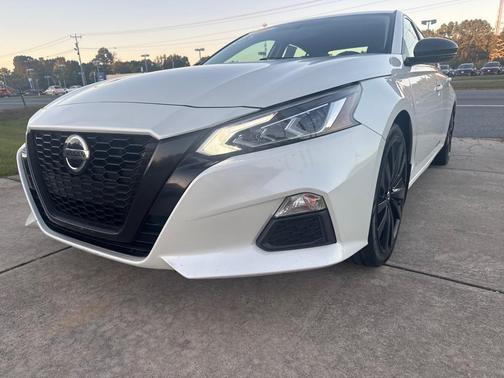 2019 Nissan Altima 2.5 SR