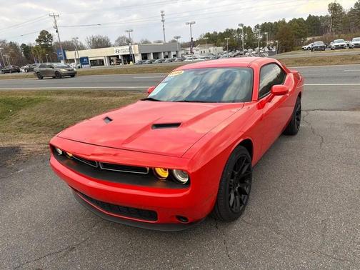 2020 Dodge Challenger SXT