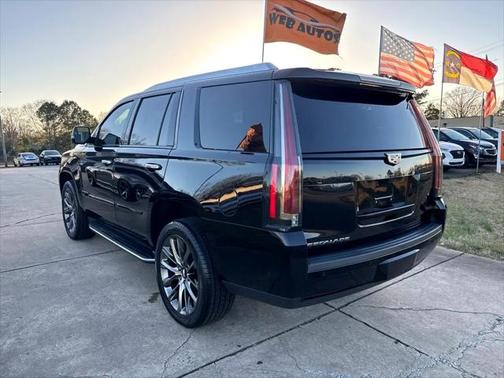 2020 Cadillac Escalade Luxury