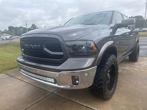 2018 RAM 1500 Laramie