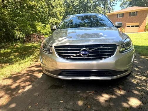 2017 Volvo XC60 T5 Inscription