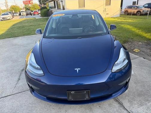 Deep Blue Metallic 2018 Tesla Model 3 Long Range