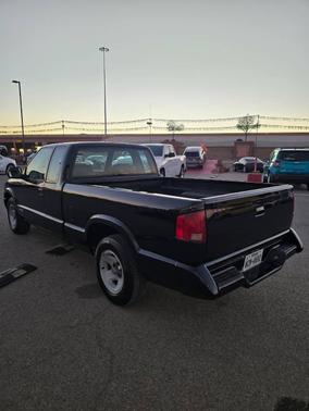 1995 Chevrolet S-10 Base