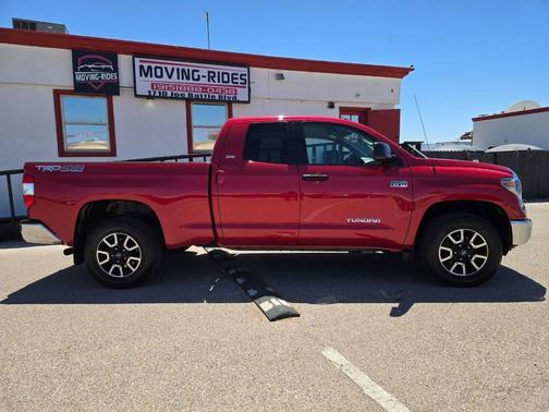 2018 Toyota Tundra SR5