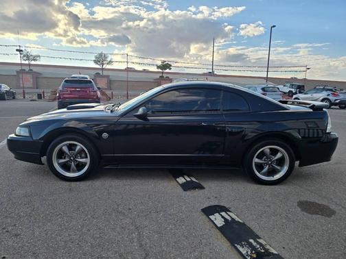 2004 Ford Mustang GT