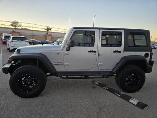 2012 Jeep Wrangler Unlimited Sport