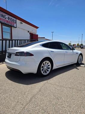 2017 Tesla Model S 75D