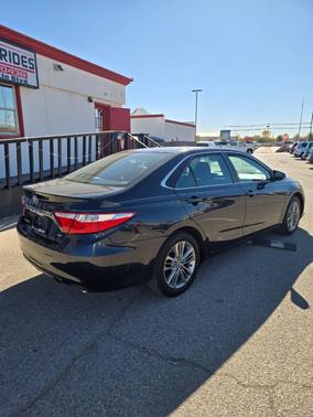 2016 Toyota Camry SE