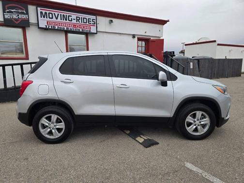 2022 Chevrolet Trax LS