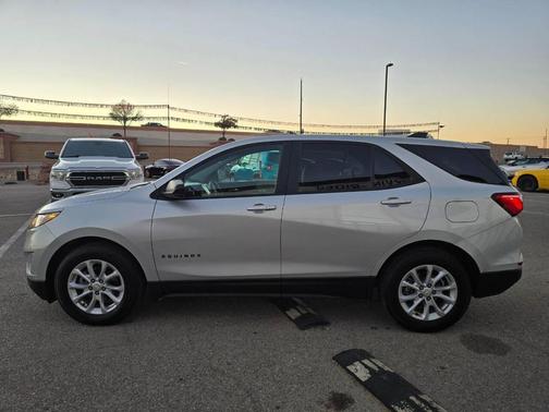 2021 Chevrolet Equinox LS