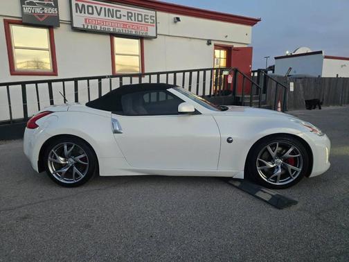 2015 Nissan 370Z Touring Sport