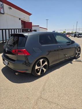 2015 Volkswagen Golf GTI 2.0T SE 2-Door
