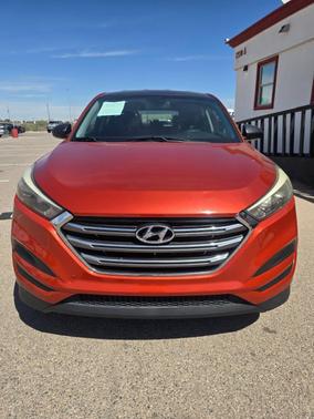 2016 Hyundai TUCSON SE