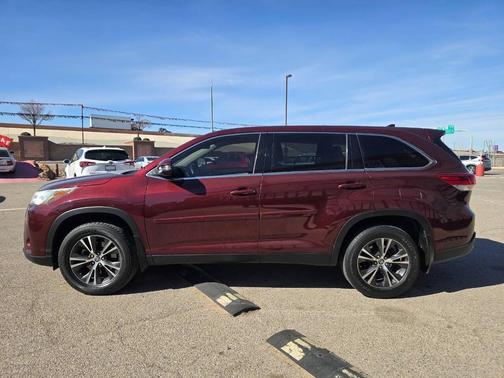 2019 Toyota Highlander LE Plus