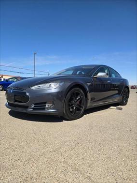2015 Tesla Model S 85D