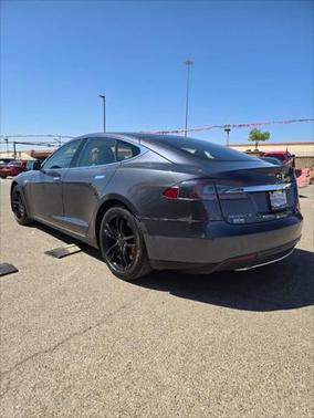 2015 Tesla Model S 85D