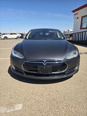 2015 Tesla Model S 85D
