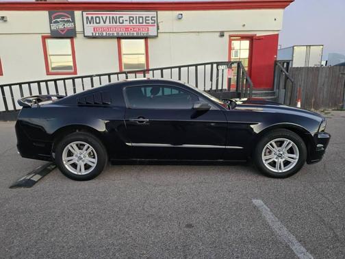 2013 Ford Mustang V6