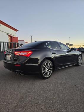 2016 Maserati Ghibli Base