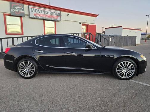 2016 Maserati Ghibli Base
