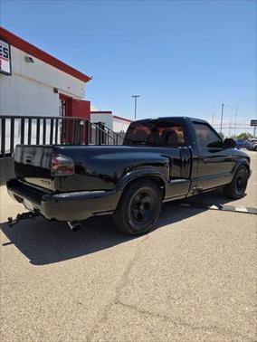 1998 Chevrolet S-10 Base