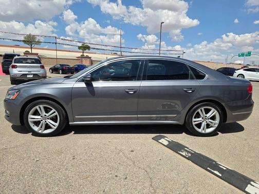 2014 Volkswagen Passat 1.8T Auto SEL Premium