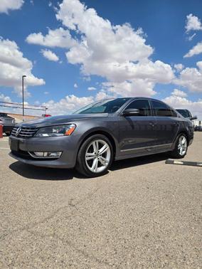 2014 Volkswagen Passat 1.8T Auto SEL Premium