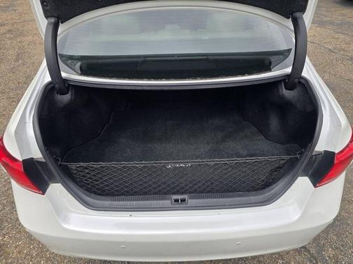 Starfire Pearl 2011 Lexus ES 350 Base