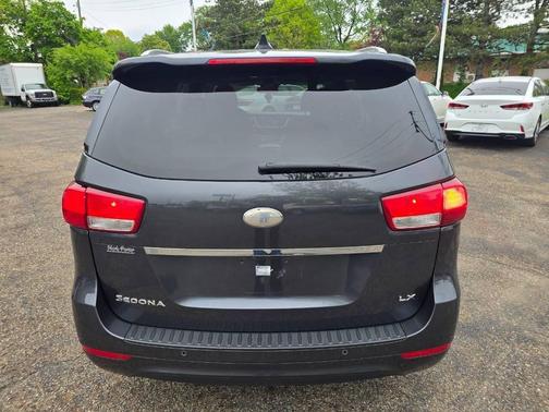 Gray 2017 Kia Sedona LX