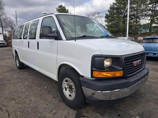 Summit White 2017 GMC Savana 2500 Work Van
