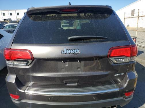 Photo 5 of 6 of 2020 Jeep Grand Cherokee Limited