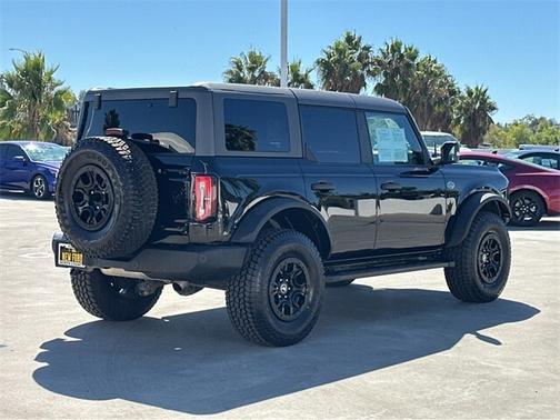 2023 Ford Bronco WILDTRAK